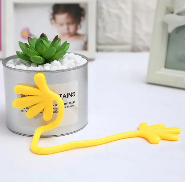 2020 Novelty Promotional Children Anti Stress TPR Plastic Sticky Hands Yoyo Toys Sticky Wall Toy for Kids