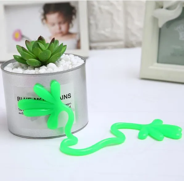 2020 Novelty Promotional Children Anti Stress TPR Plastic Sticky Hands Yoyo Toys Sticky Wall Toy for Kids