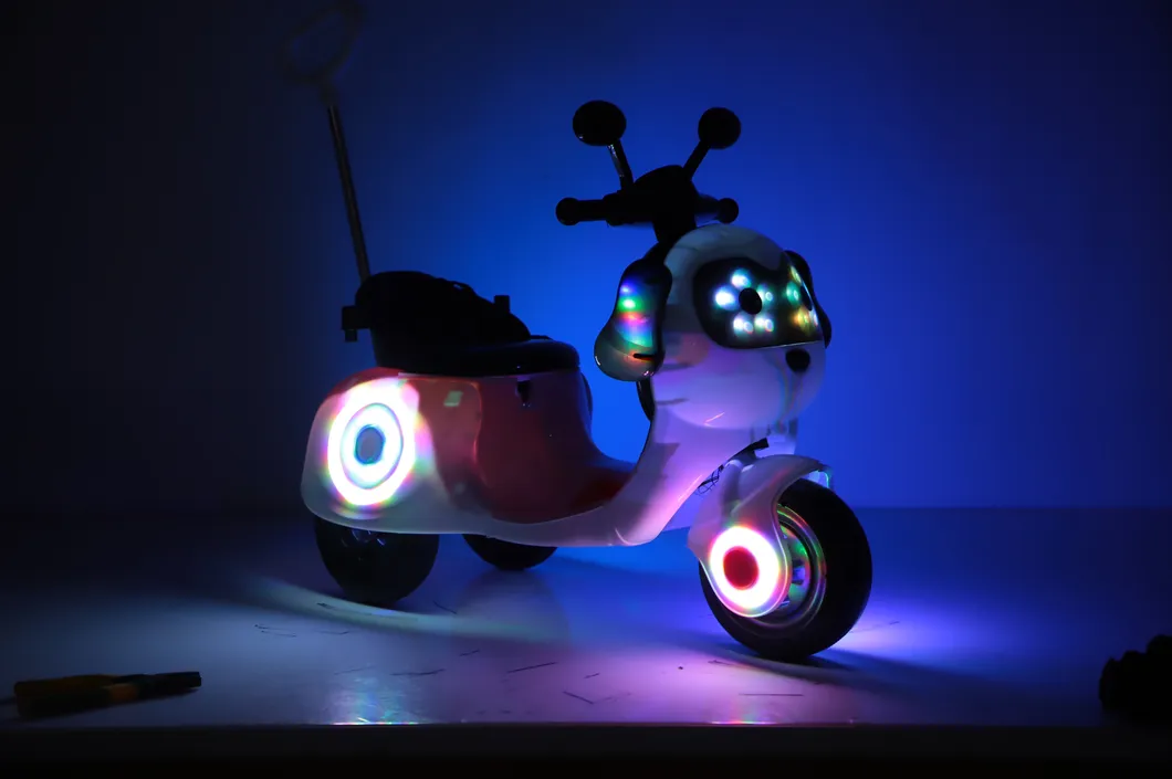 2020 The Latest Children′s Electric Bicycle Baby Electric Toy Motorcycle Can Ride and Sit in The Baby Carriage