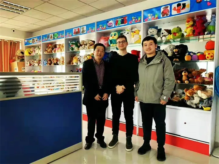 Christmas Cactus Plush Toy Electronic Shake Dancing Toy with The Song Plush Cute Dancing Cactus Early Childhood Talking Cactus