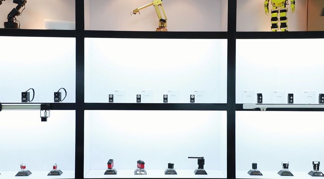 Feetech Fs90-Fb Micro Servo with Position Feedback Potentiometer Through a Fourth (green) Wire